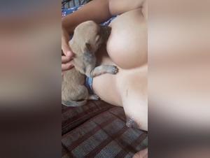 Salope baise chien vidéo