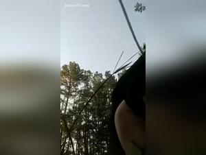 Meuf Défoncée par Chien dans la Forêt