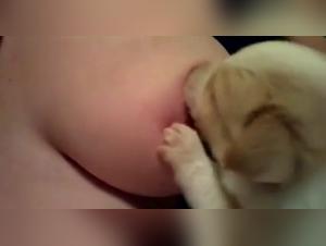 Moment Intime: Femme et Chien