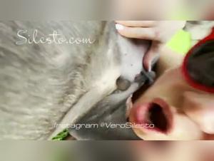 Veronica Silesto Dog Fuck Party 1