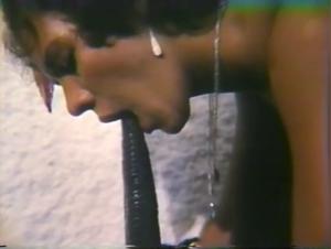 Vintage Zoophilia Video with a Gorilla