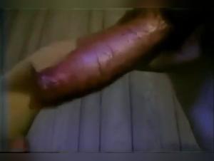 Milf and her dog: an intense bestiality scene