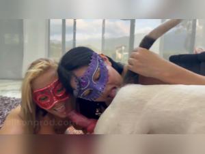 Sexy Animal Com: Bj. Girls of Mia & Valeria Take It to the Next Level on Tikzoo