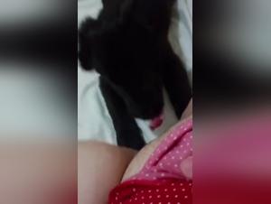 Denise Frazier and Her Dirty Dog : A Sexy Fuck with a Slut and Her Dog