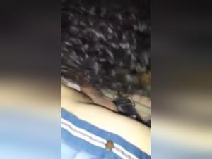 Puta lame a su perro con furia