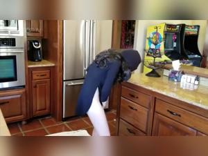 Burglar surprised by naughty dogs