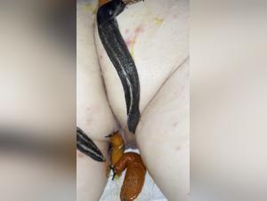 Intense and bestial encounter with a dog