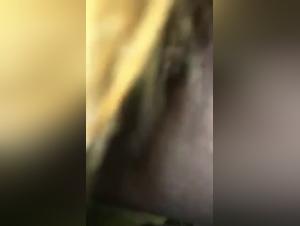 Amateur-Hausfrau und ihr Hund: Ein aufregendes Bestiality-Video