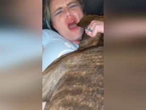 Mädchen Hund Fick Extrem Orgasmus