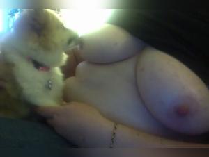 xxx Teen Webcam mit Hund