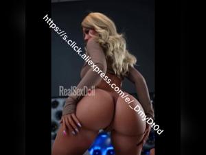 Zoo Dolls - A Bestial and Intense Experience